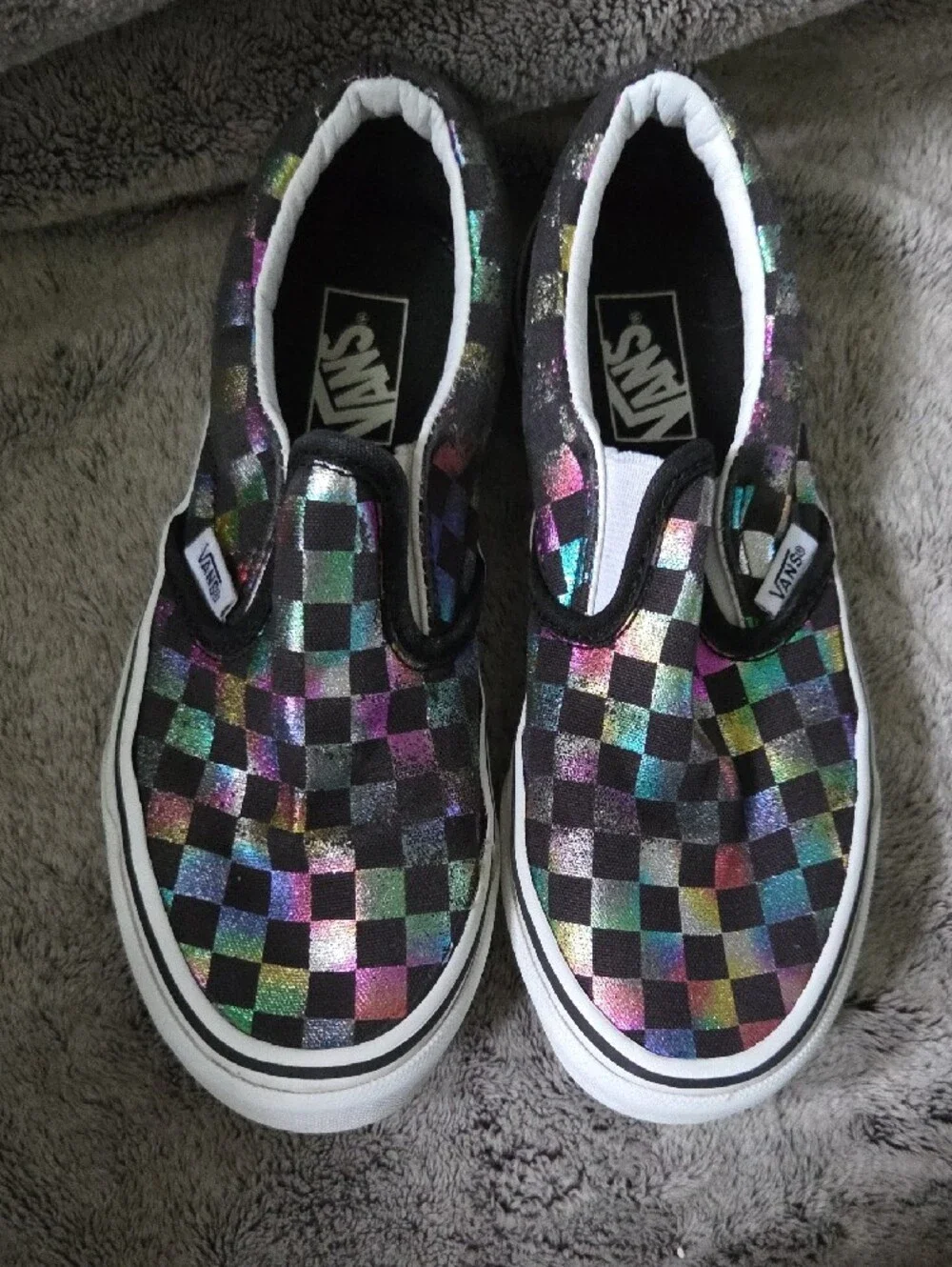 Vans Kids Size 2Y Slip-On Checkerboard Sneakers in Black with Iridescent Accents